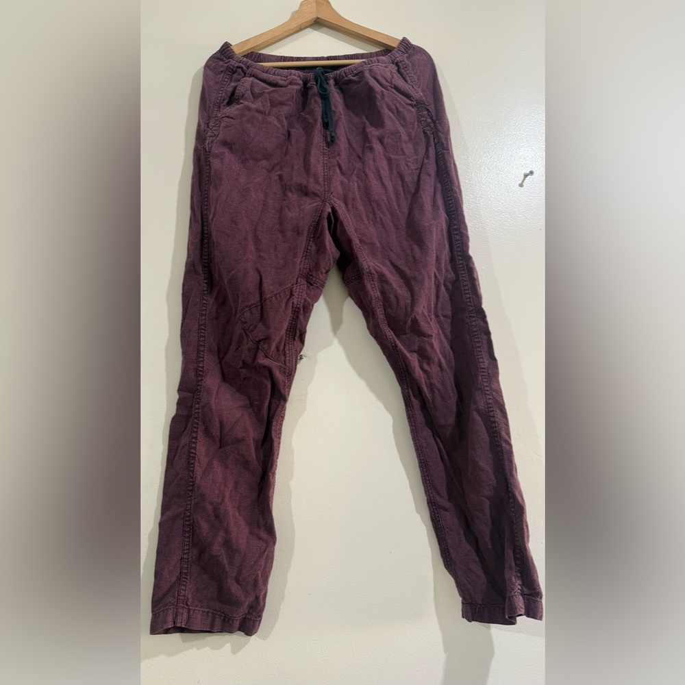 freecity Men's Drawstring Joggers in Plum